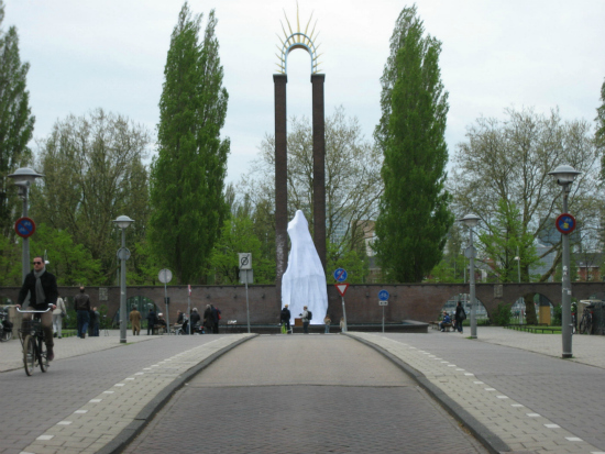 Hacking History – Monument Indië Nederland